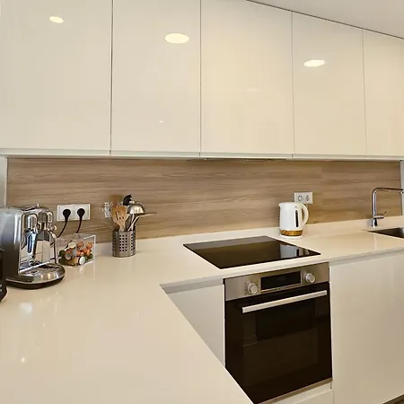 Vanian Village Dream Getaway By Lica Homes Daire