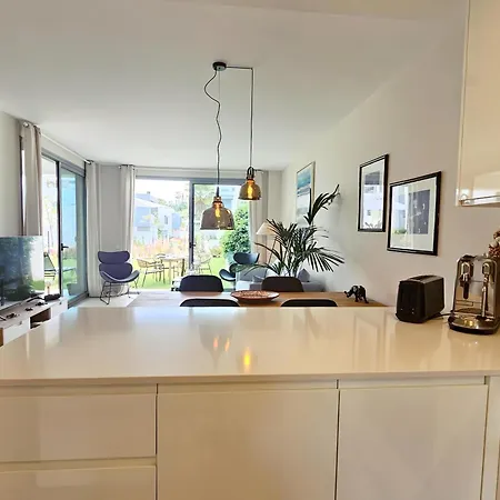 Vanian Village Dream Getaway By Lica Homes