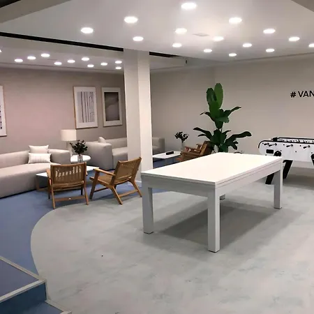 Apartment Vanian Village Dream Getaway By Lica Homes