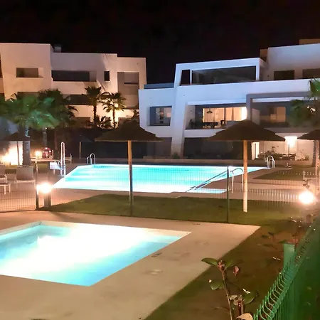 Apartment Vanian Village Dream Getaway By Lica Homes