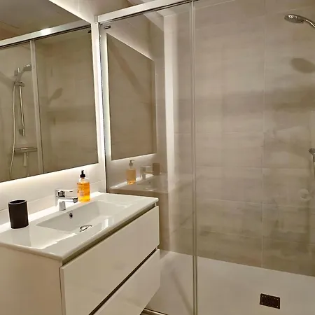 Apartment Vanian Village Dream Getaway By Lica Homes *