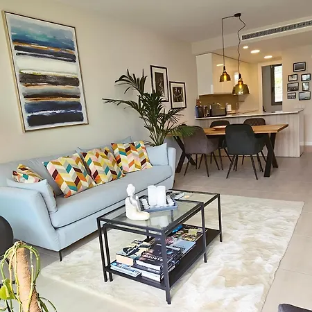 Apartment Vanian Village Dream Getaway By Lica Homes *